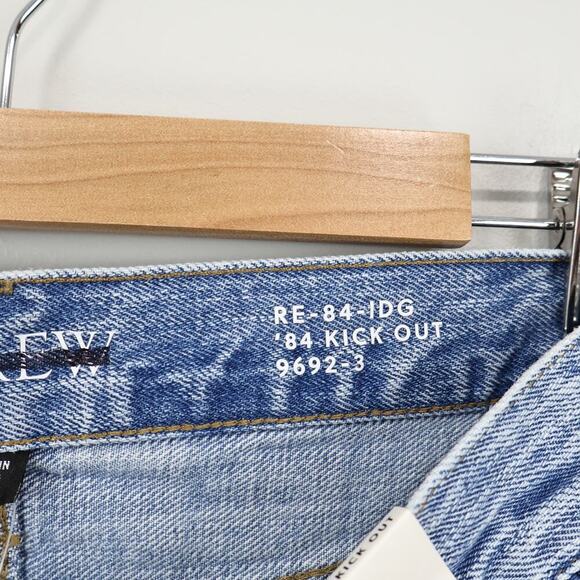 J.Crew Mid-Rise '84 Relaxed Kickout Jean Synniva Wash Size 26 Petite NWT - Picture 6 of 11